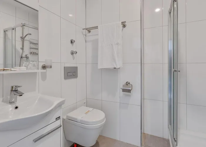 Urban Retreat Apartment *