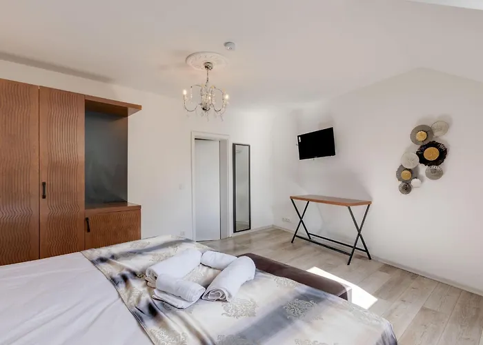 Urban Retreat Apartment